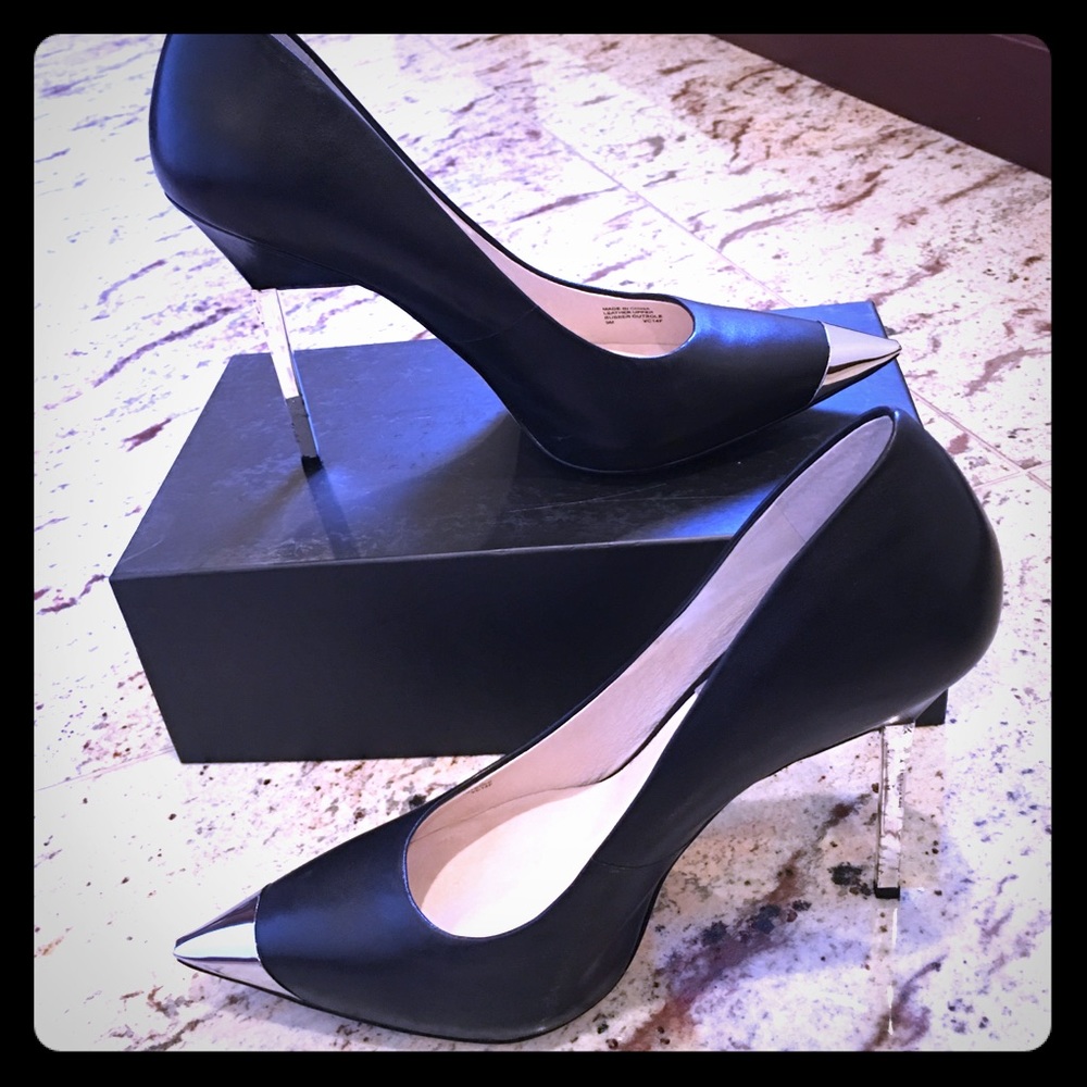 Michael Kors black pumps size 9
